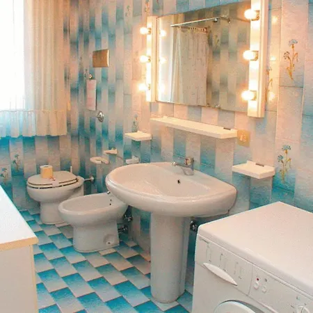 Apartment 3 Flat With Wi-fi And Private Patio In A Area Of *